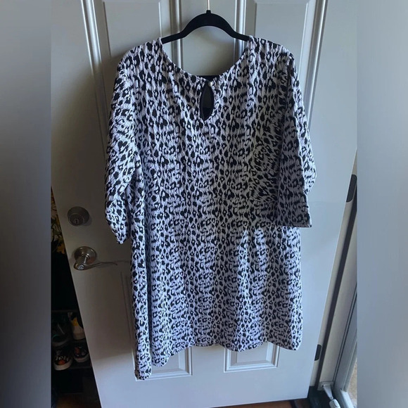 NWTLane Bryant Womens 26 28 A Line Dress White Leopard Print Textured 3/4 Sleeve - Picture 2 of 5